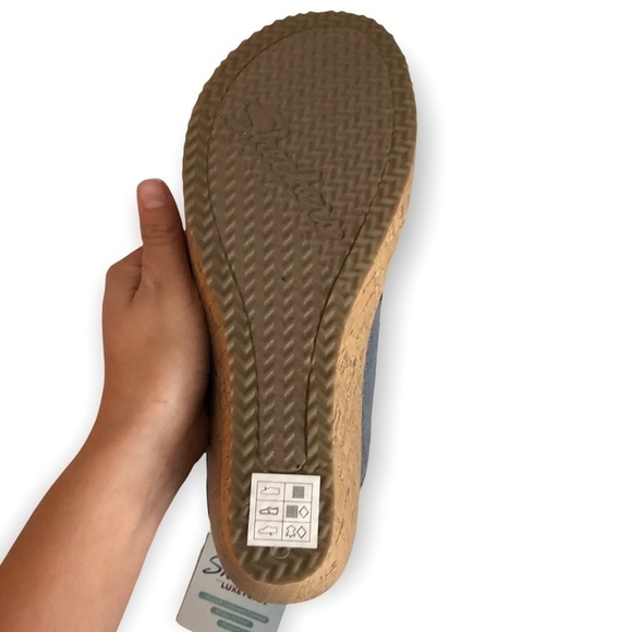 New Skechers High Tea Navy shoes - Picture 7 of 8